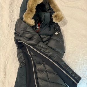 Alp N Rock - Alaina Jacket - Black with detachable “fur” trimmed hood